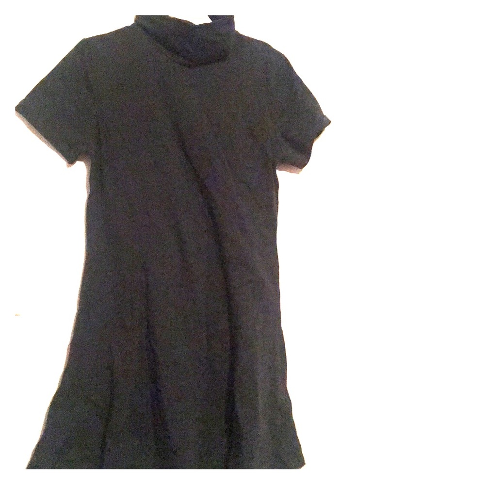 Dark green turtleneck short sleeve dress!